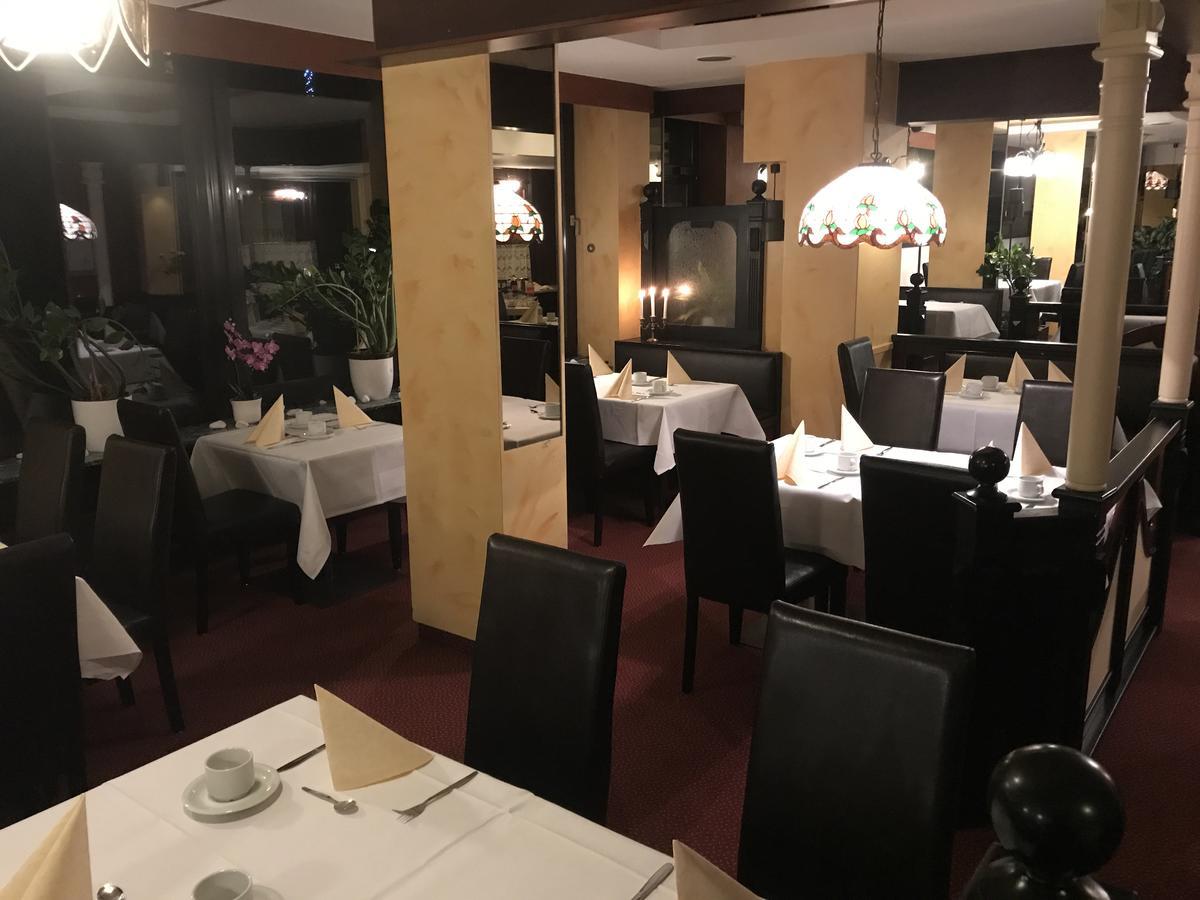 Karaman Group Hotel Бад Нендорф Екстериор снимка