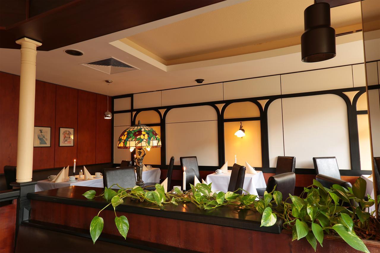 Karaman Group Hotel Бад Нендорф Екстериор снимка
