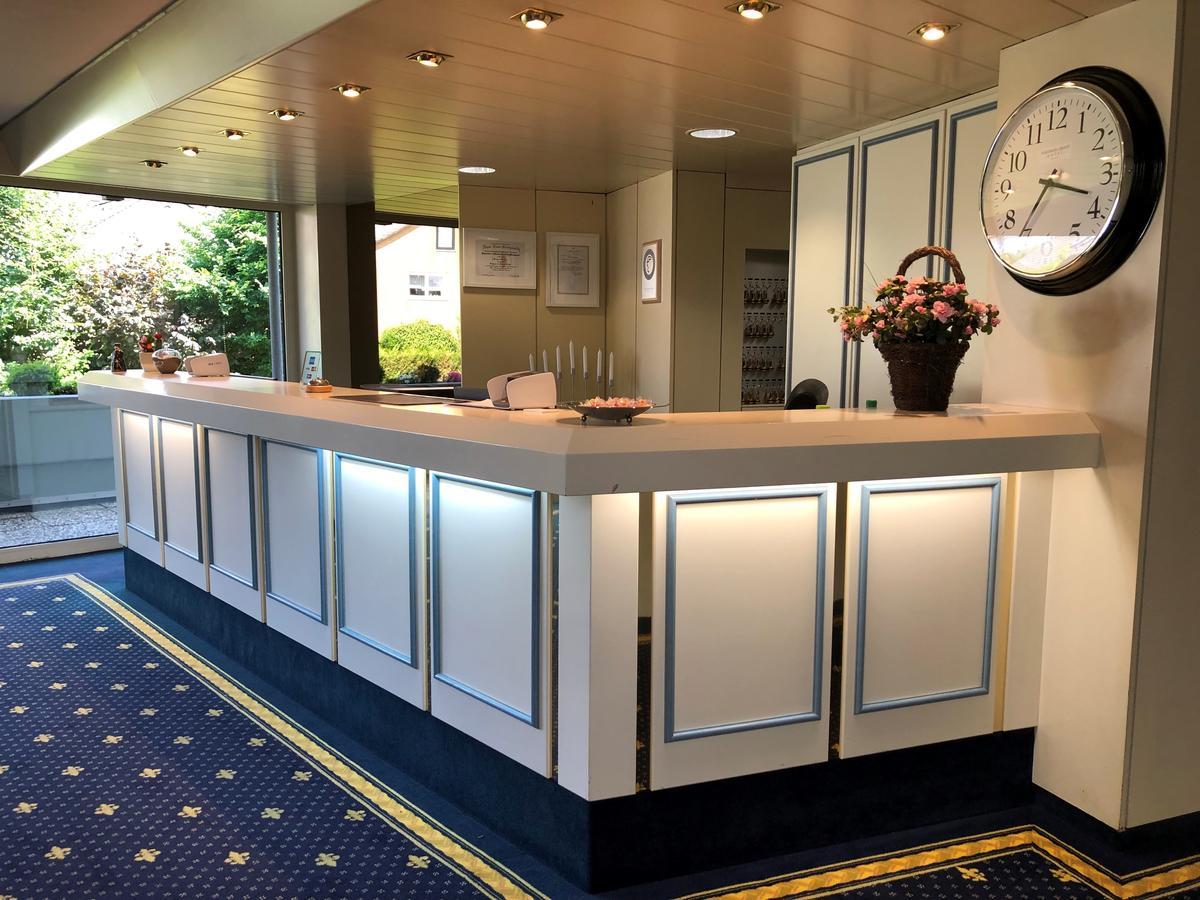 Karaman Group Hotel Бад Нендорф Екстериор снимка